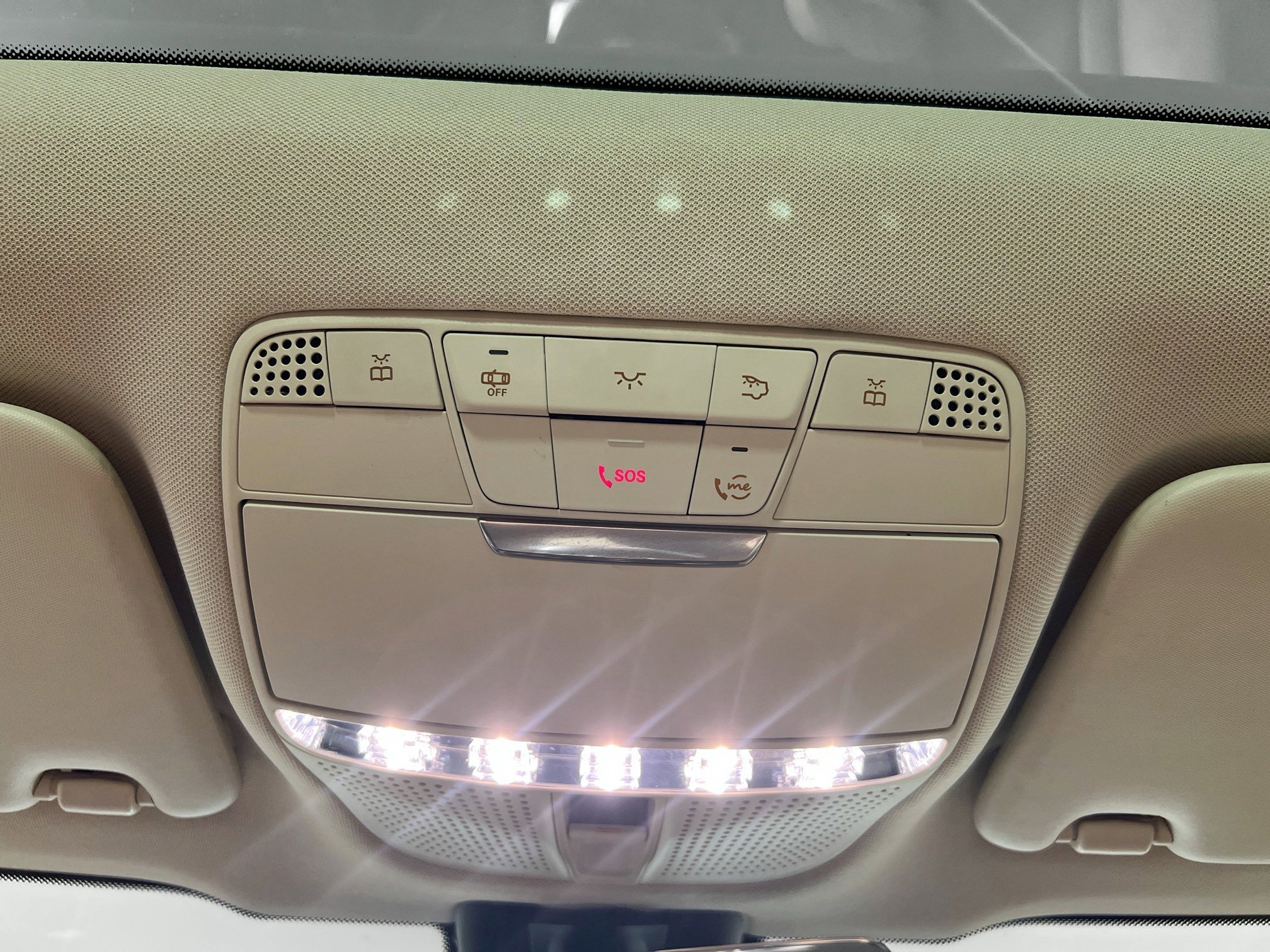 Used 2021 Mercedes-Benz GLC 300 image 22