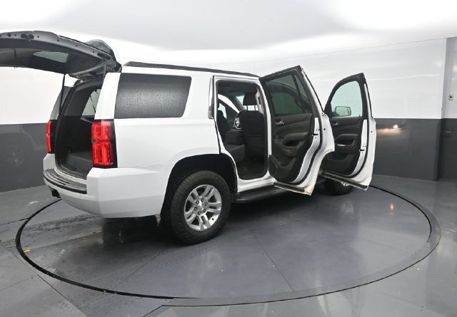 Used 2017 Chevrolet Tahoe LS w/ Max Trailering Package AWD/4WD image 34