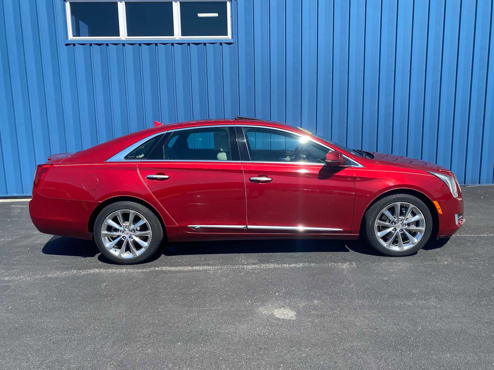 Used 2013 Cadillac XTS Luxury w/ Driver Awareness Package image 14