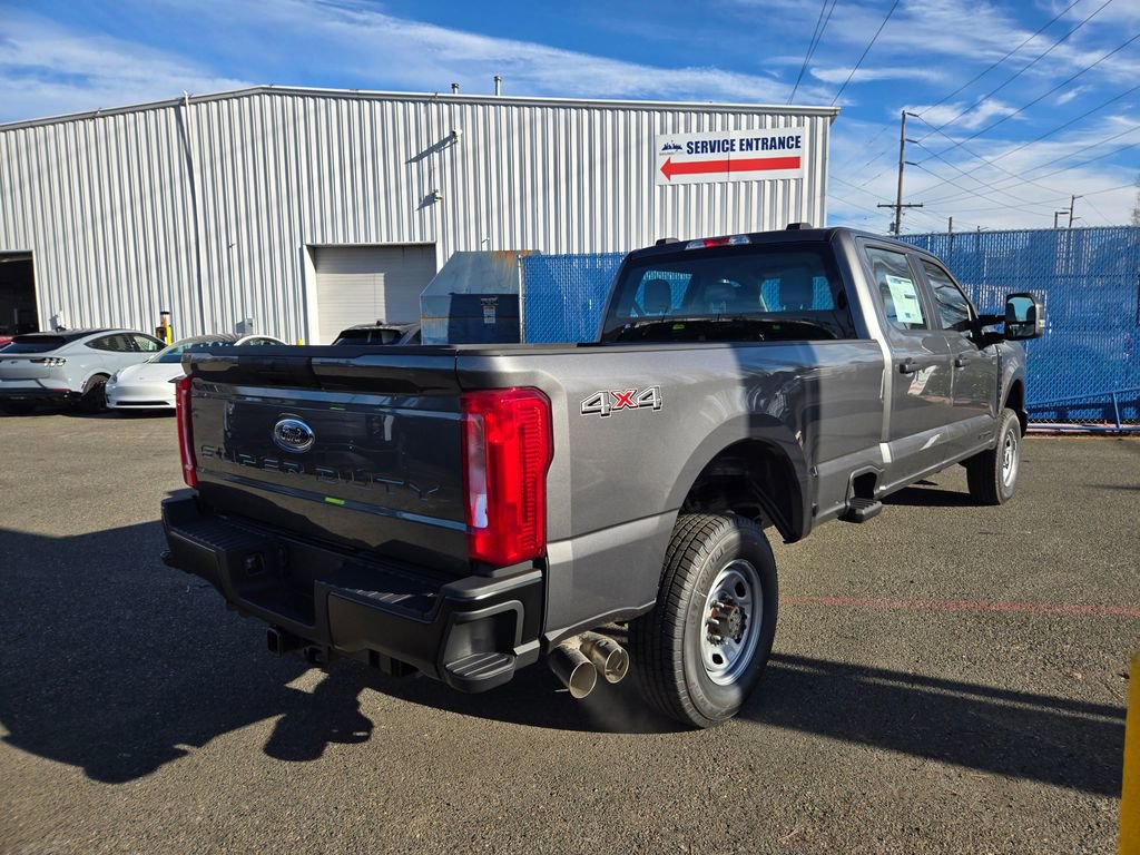 New 2026 Ford F350 XL image 5