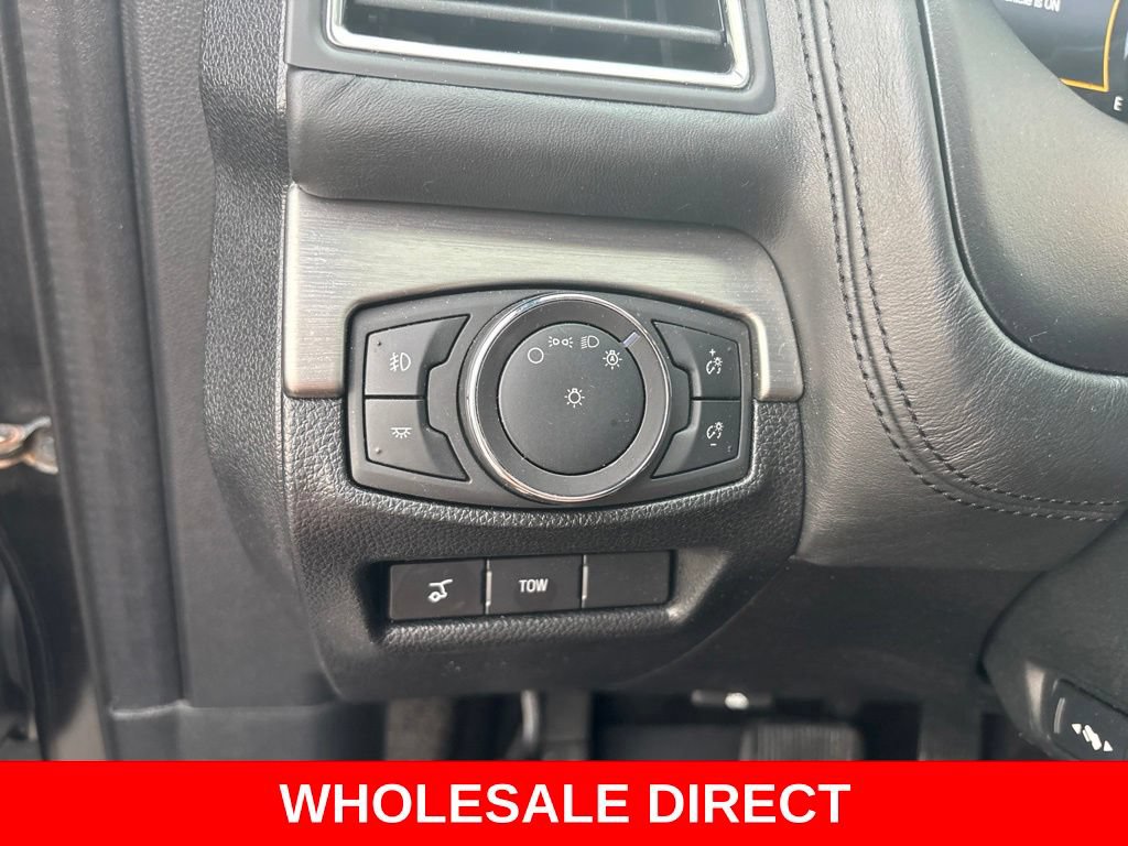 Used 2018 Ford Explorer Platinum AWD/4WD image 11