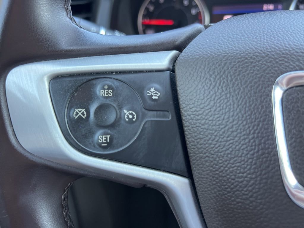 Used 2023 GMC Acadia SLT image 27