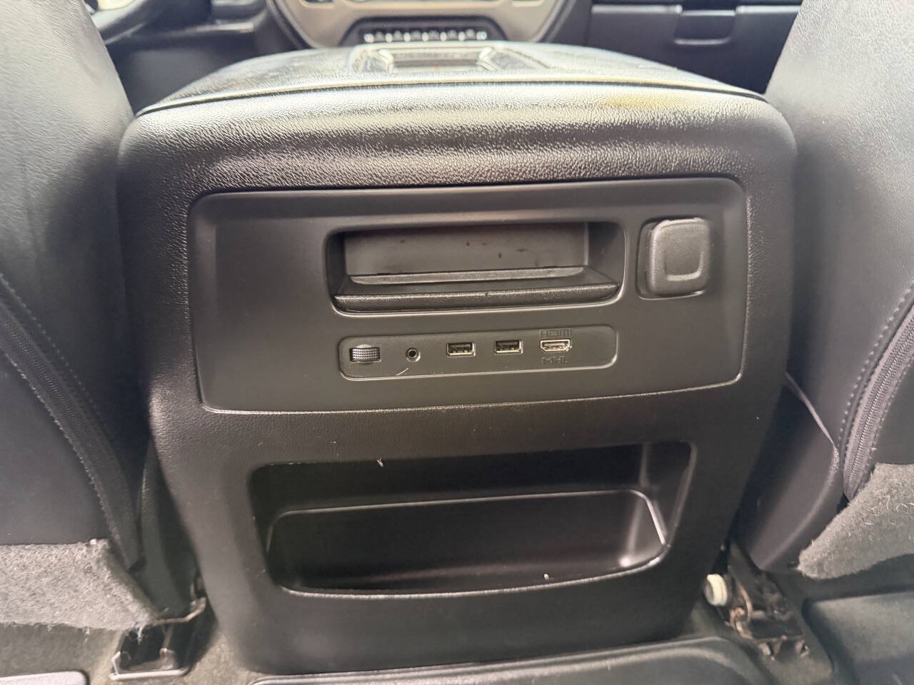 Used 2018 GMC Sierra 3500 Denali AWD/4WD image 36