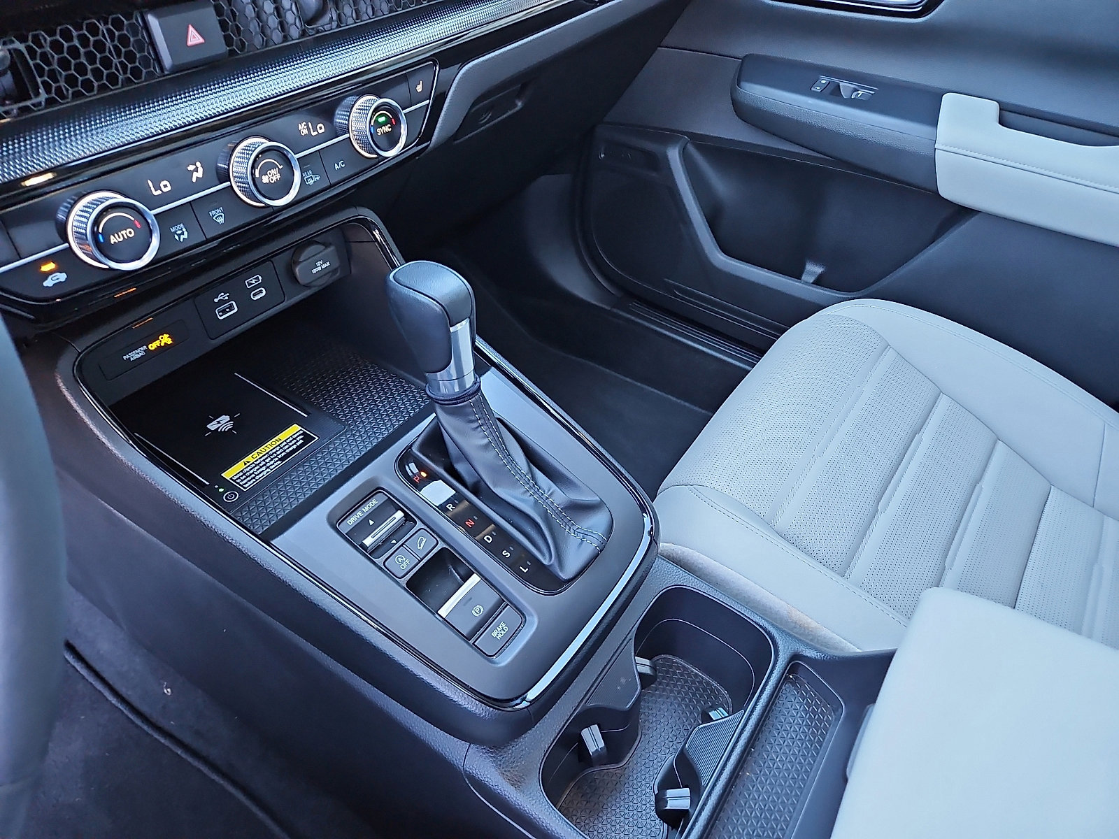 Used 2024 Honda CR-V EX-L image 20