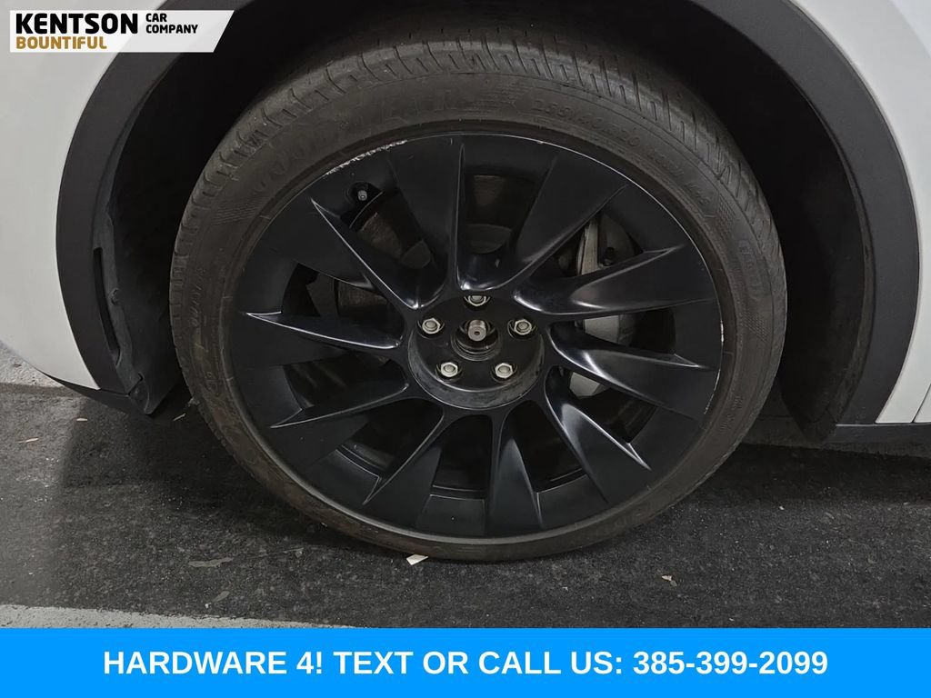Used 2023 Tesla Model Y Long Range AWD/4WD image 2