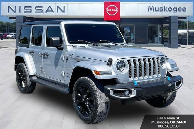 Used 2022 Jeep Wrangler Unlimited Sahara w/ Cold Weather Group AWD/4WD image 1
