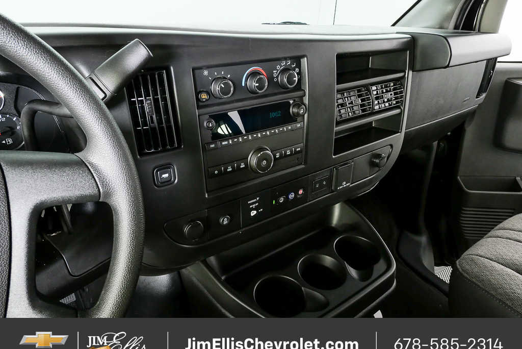 New 2025 Chevrolet Express 3500 LT w/ LT Preferred Equipment Group image 12