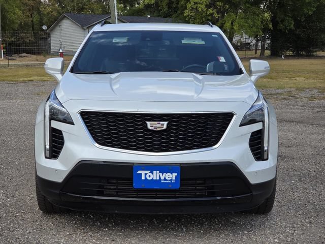 Used 2022 Cadillac XT4 Sport w/ Driver Awareness Package FWD image 3