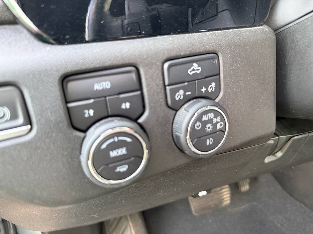 Used 2023 Chevrolet Silverado 1500 RST w/ Convenience Package II AWD/4WD image 17