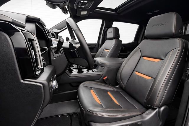 Used 2023 GMC Sierra 1500 AT4 w/ AT4 Preferred Package image 10