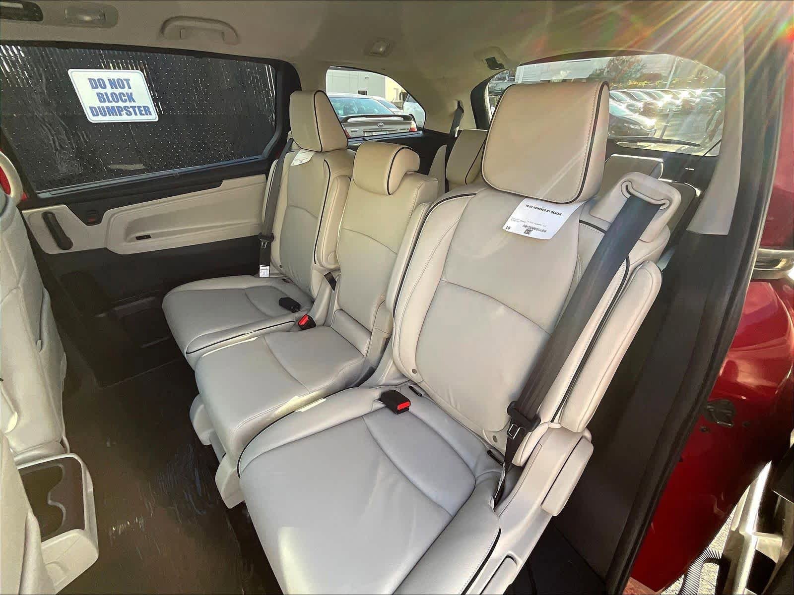 New 2026 Honda Odyssey Touring image 15