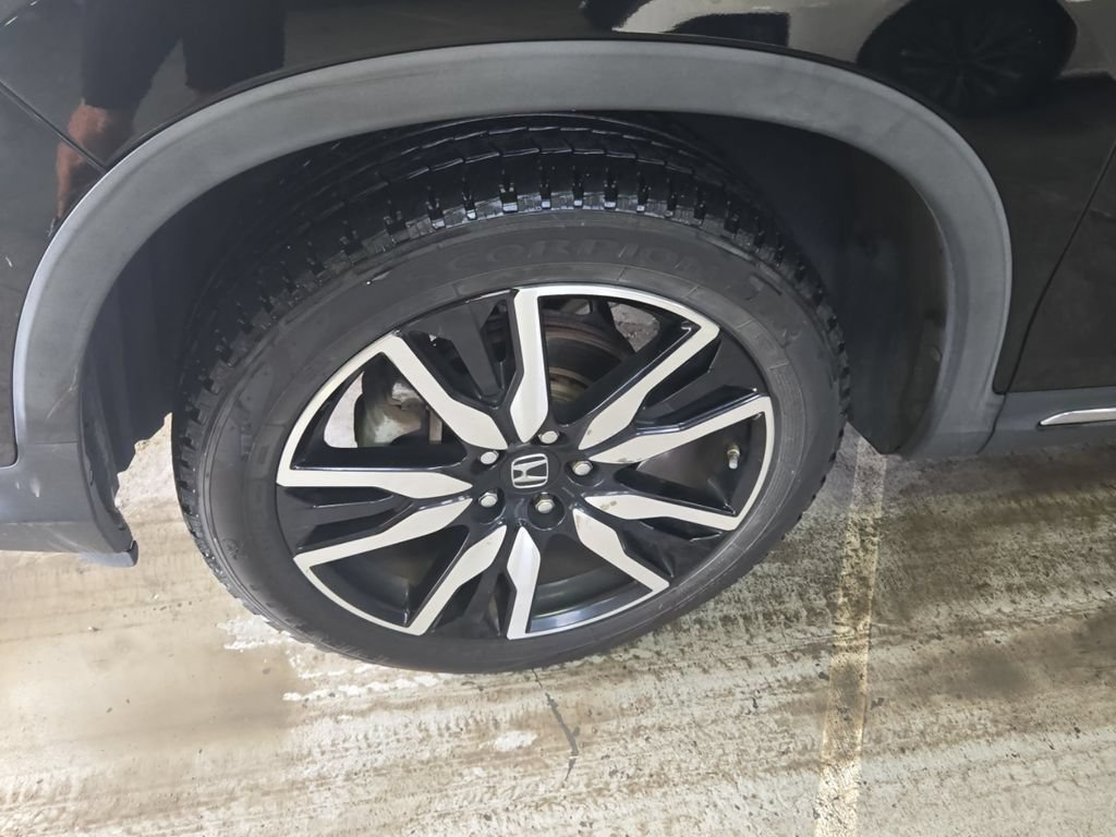 Used 2019 Honda Pilot Touring image 4