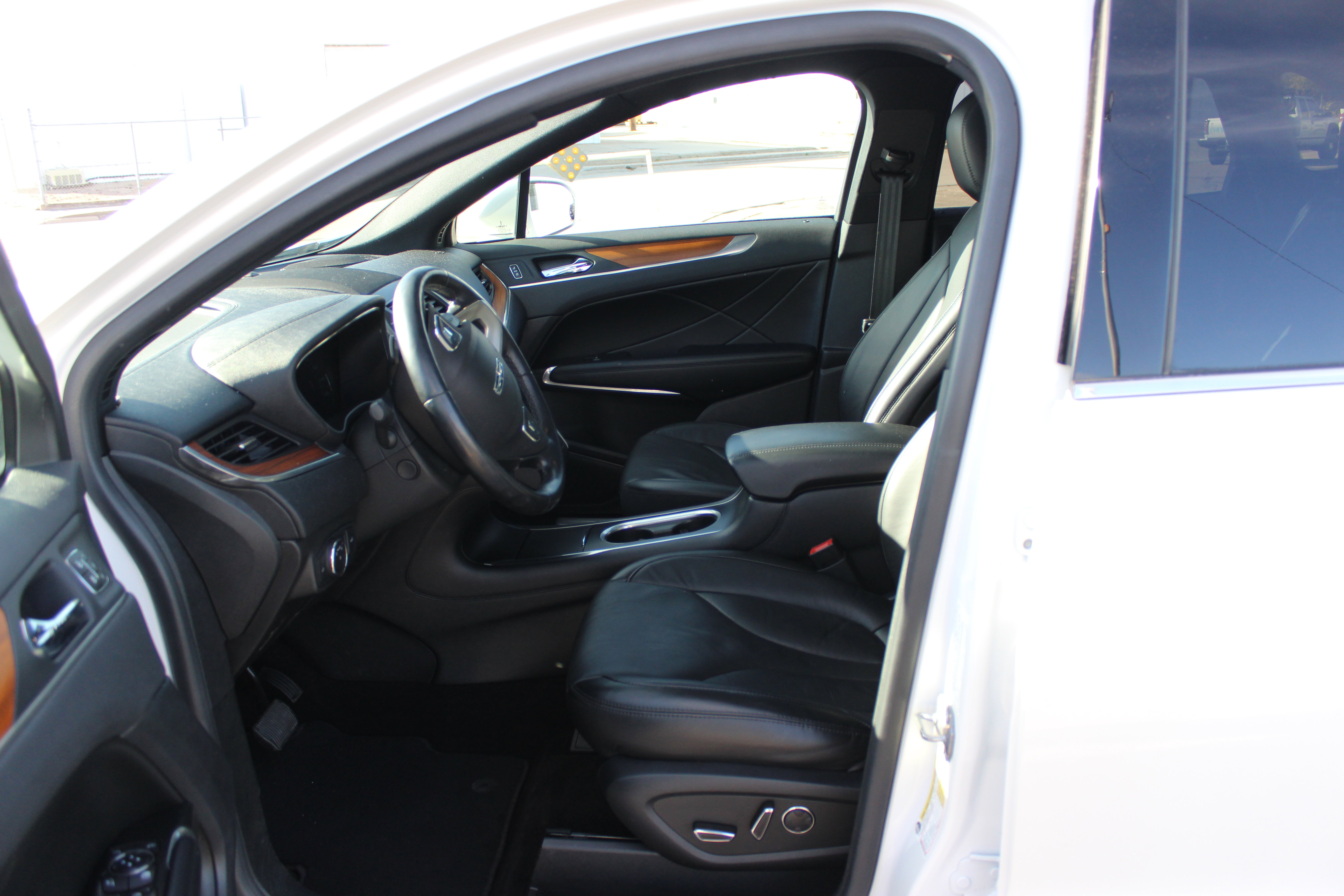 Used 2019 Lincoln MKC Reserve w/ MKC Climate Package image 25