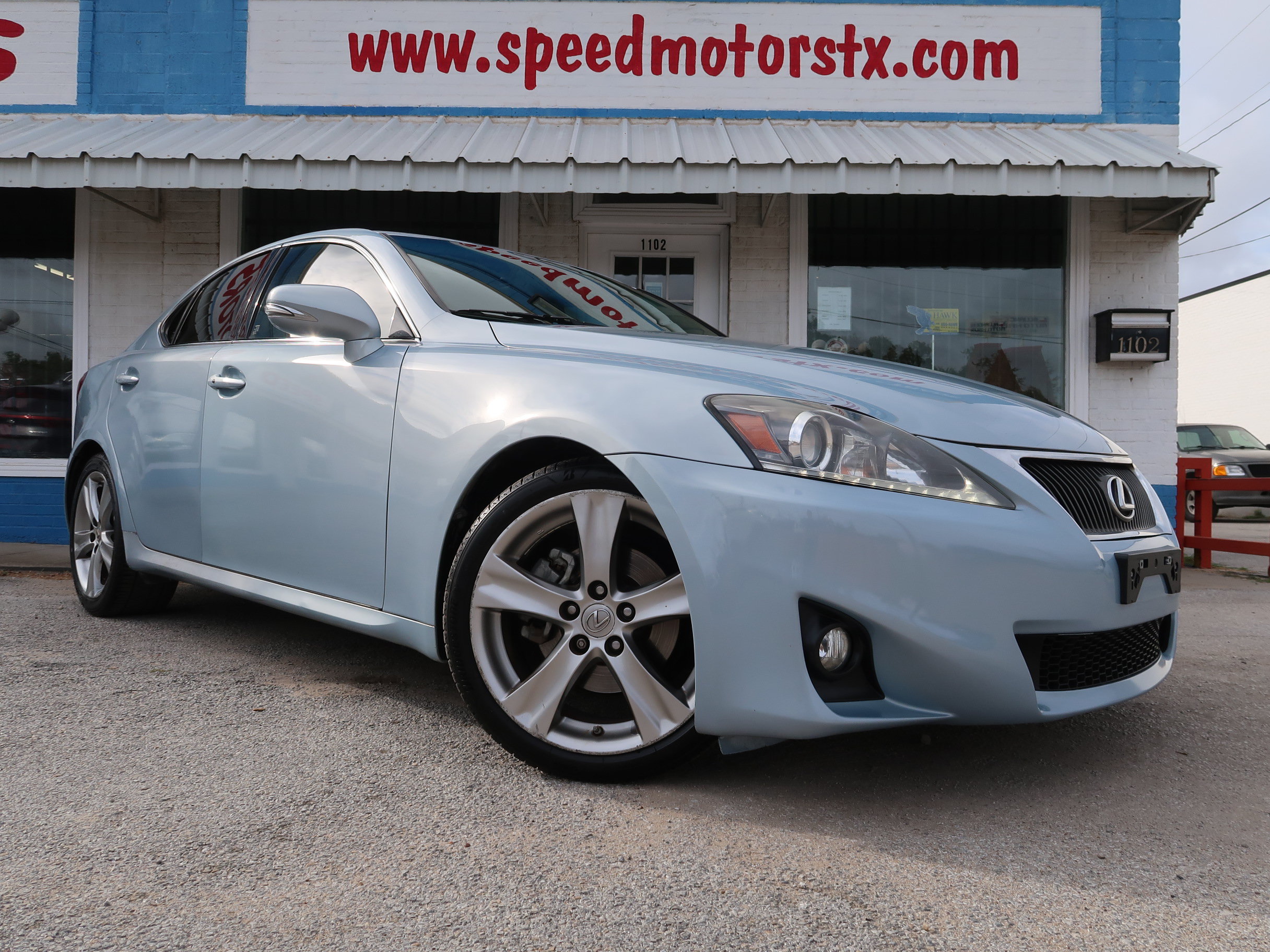 Used 2011 Lexus IS 250 w/ Premium Pkg Value Edition RWD image 2