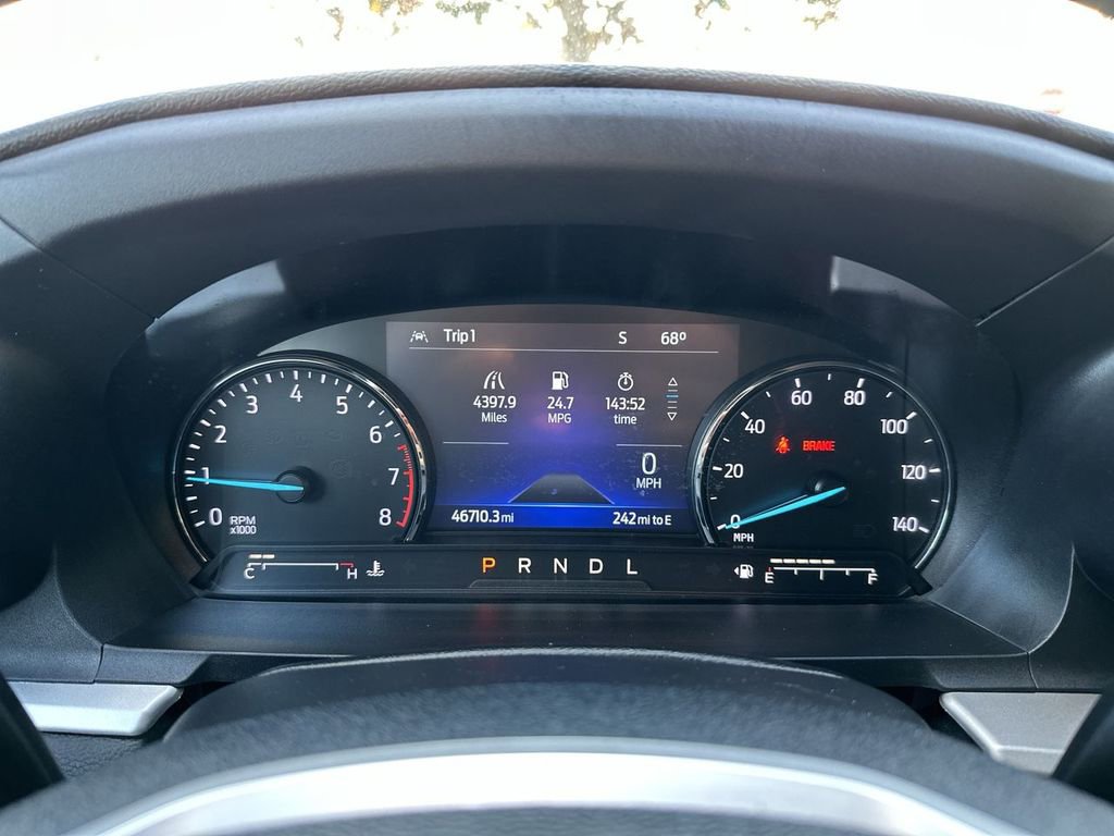 Used 2022 Ford Explorer XLT image 19