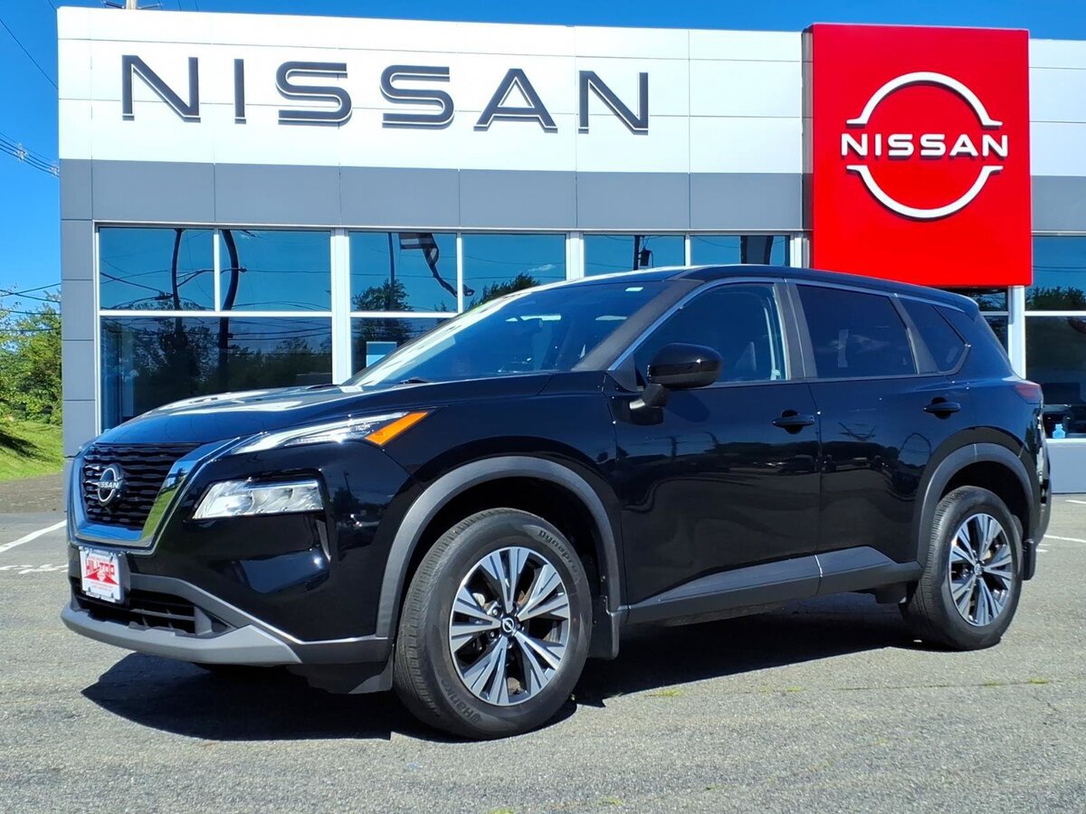 Used 2023 Nissan Rogue SV