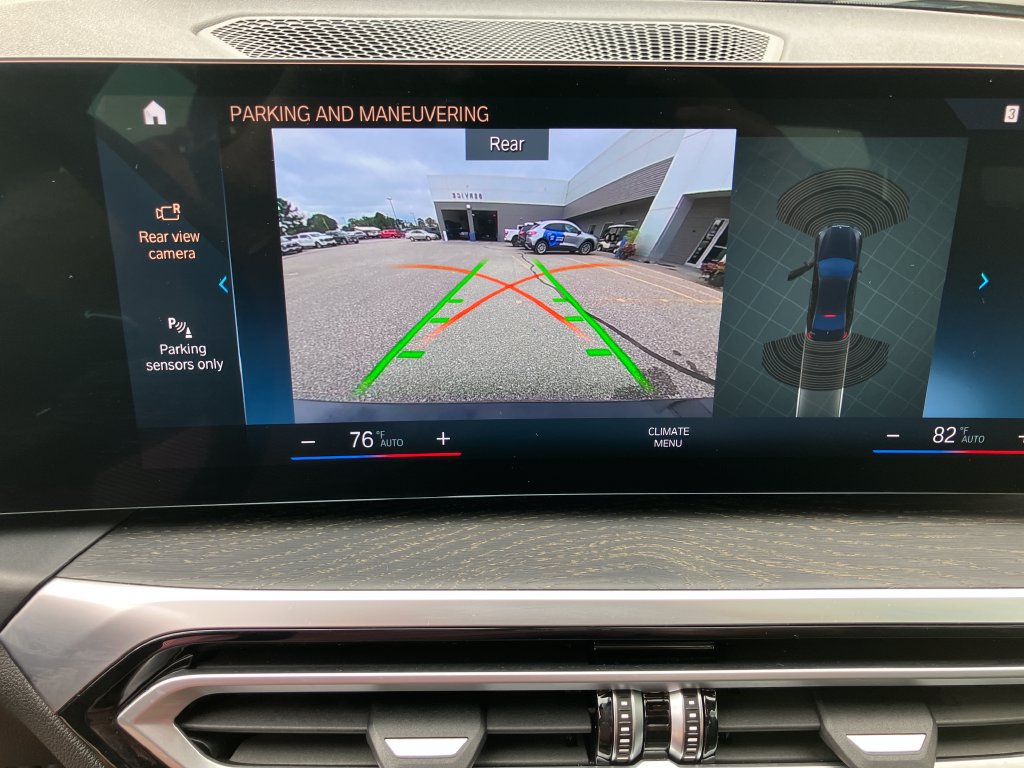 Used 2023 BMW 330i xDrive Sedan w/ Driving Assistance Package AWD/4WD image 11