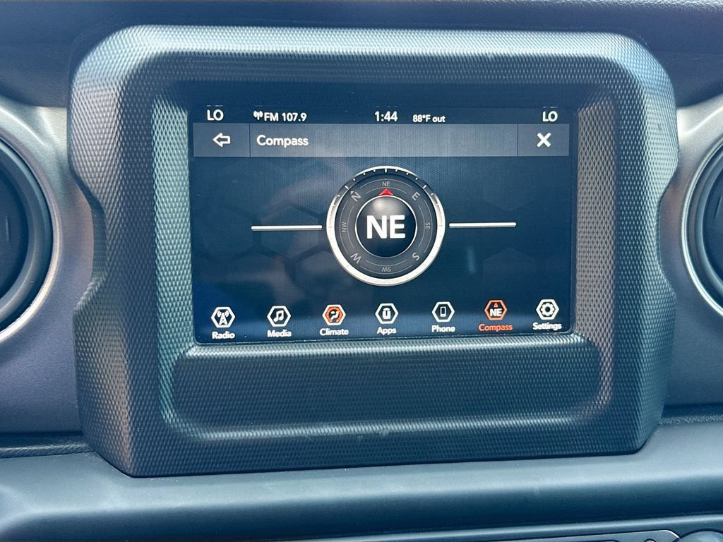 Certified 2023 Jeep Wrangler Unlimited AWD/4WD image 16
