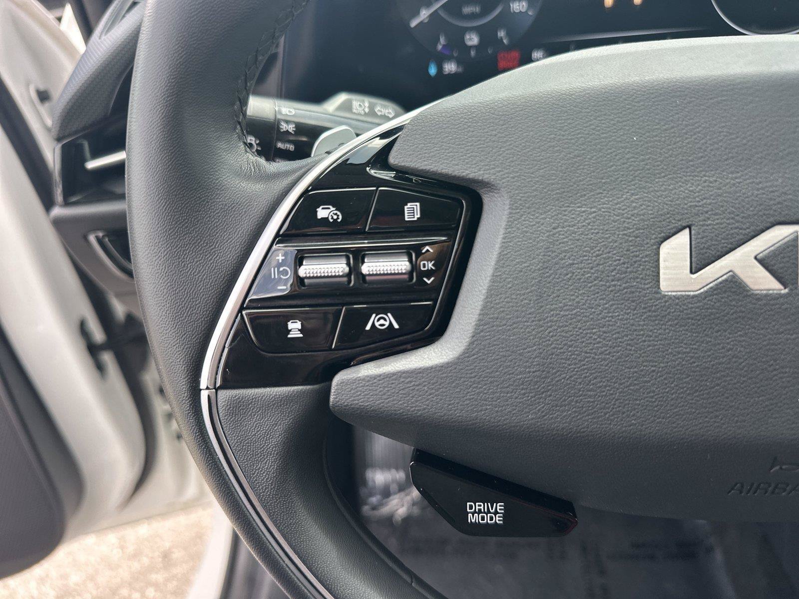 Used 2024 Kia Niro Wind FWD image 9