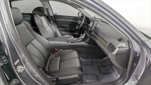 Used 2020 Honda Accord EX image 24
