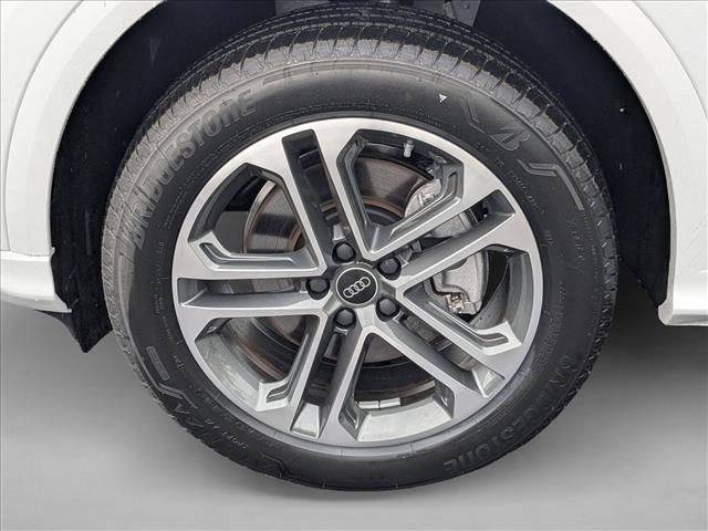 New 2025 Audi Q5 Premium image 9