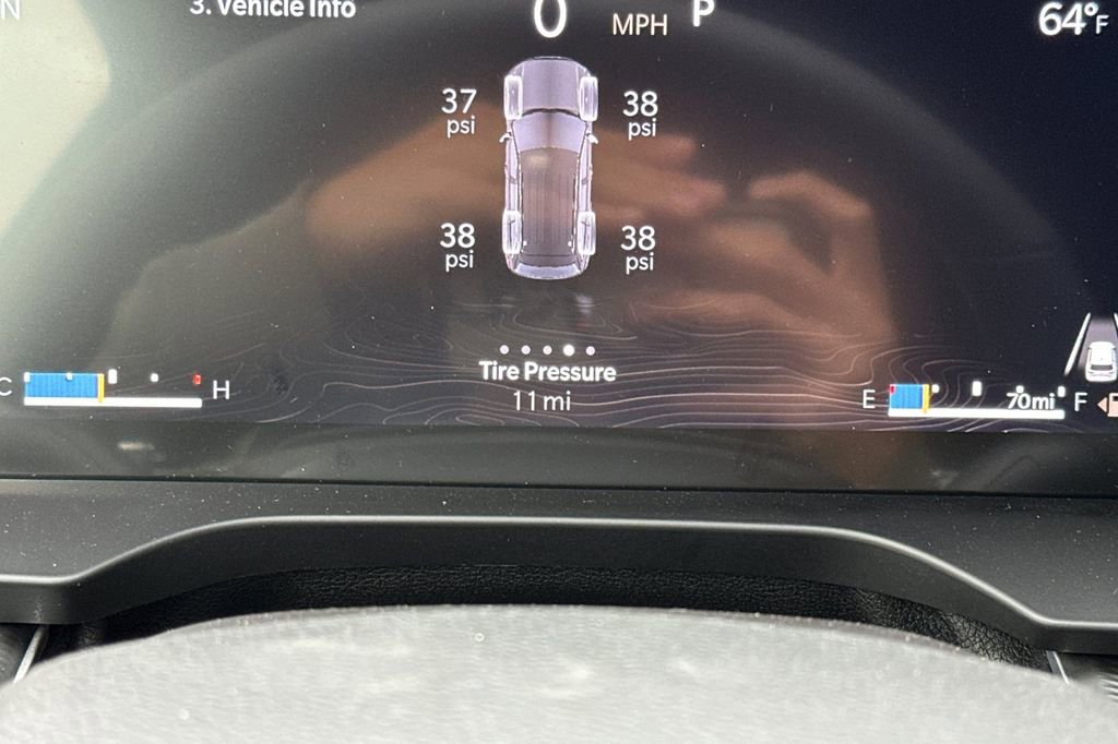 New 2025 Jeep Grand Cherokee Altitude image 27