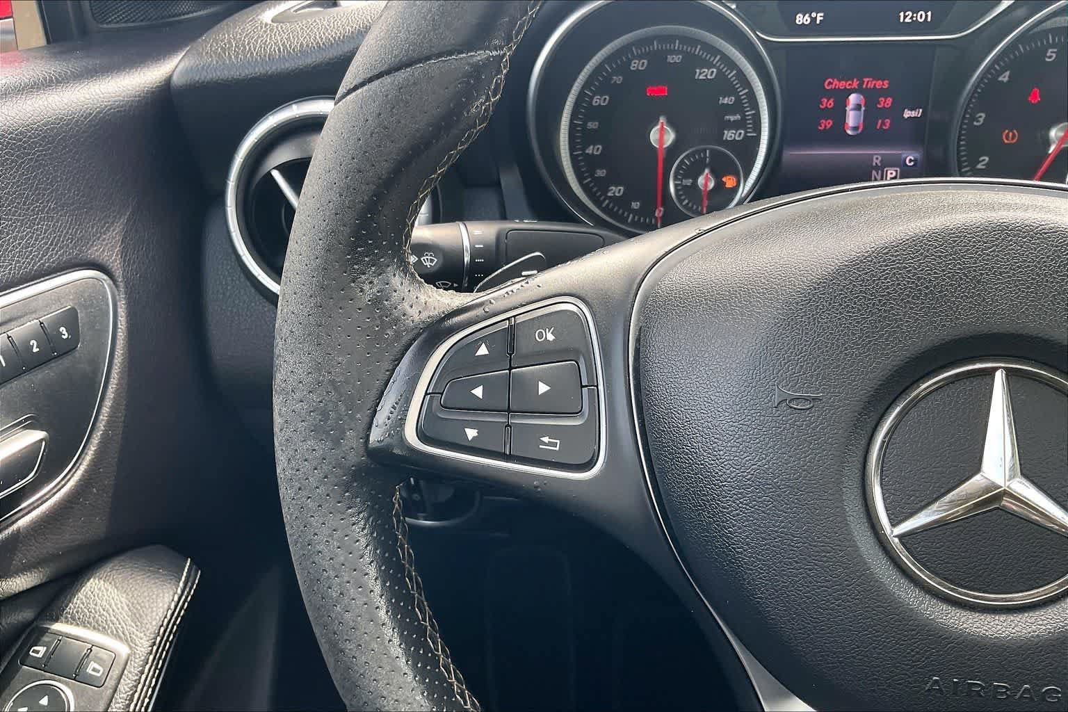 Used 2018 Mercedes-Benz CLA 250 image 22