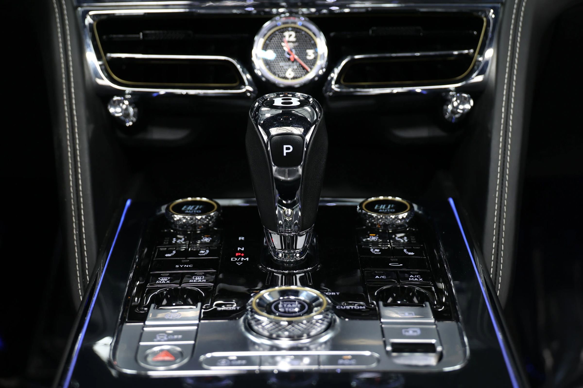 Used 2020 Bentley Flying Spur W12 image 49