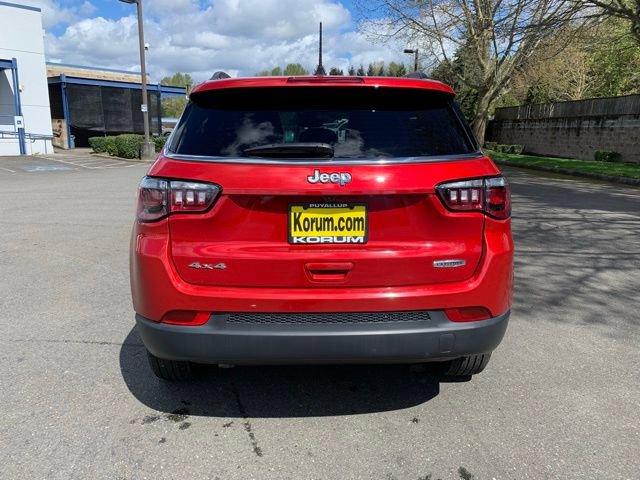 Used 2024 Jeep Compass Latitude image 4