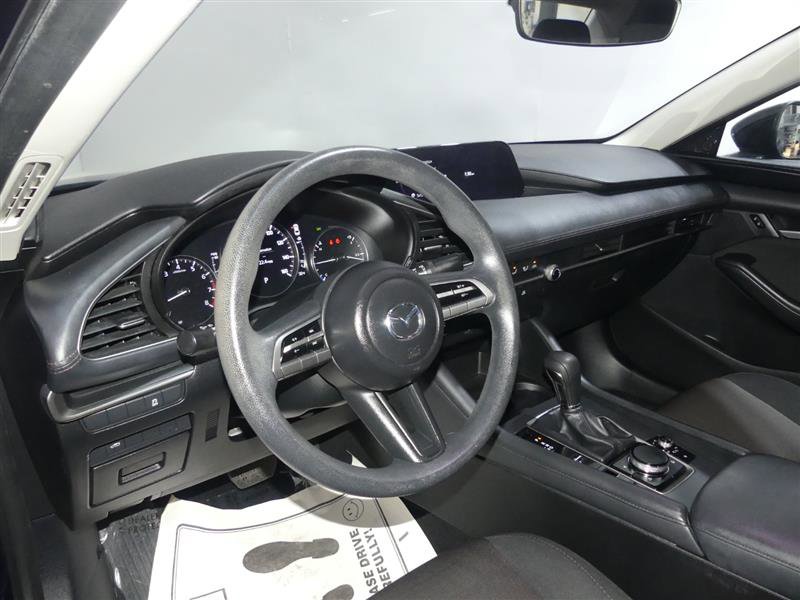 Used 2019 MAZDA MAZDA3 Sedan image 22