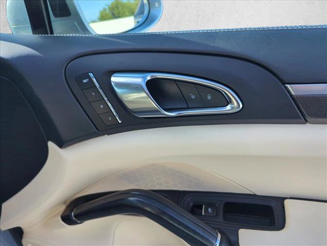 Used 2017 Porsche Cayenne GTS AWD/4WD image 25