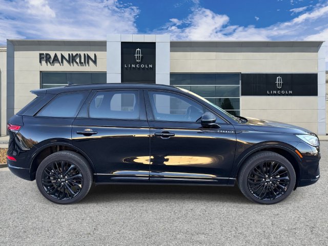 Used 2024 Lincoln Corsair Reserve w/ Equipment Group 201A AWD/4WD image 8