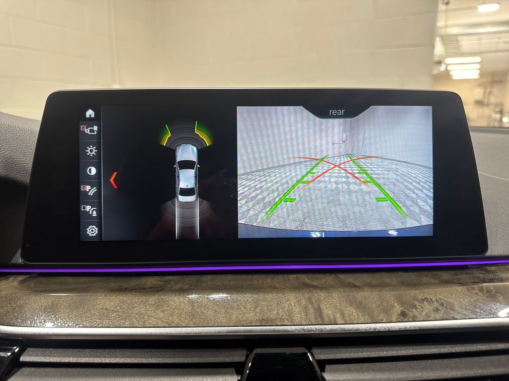 Used 2018 BMW 540i xDrive image 33