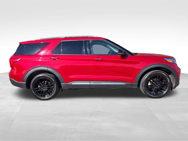 Used 2023 Ford Explorer Platinum w/ Premium Technology Package image 16