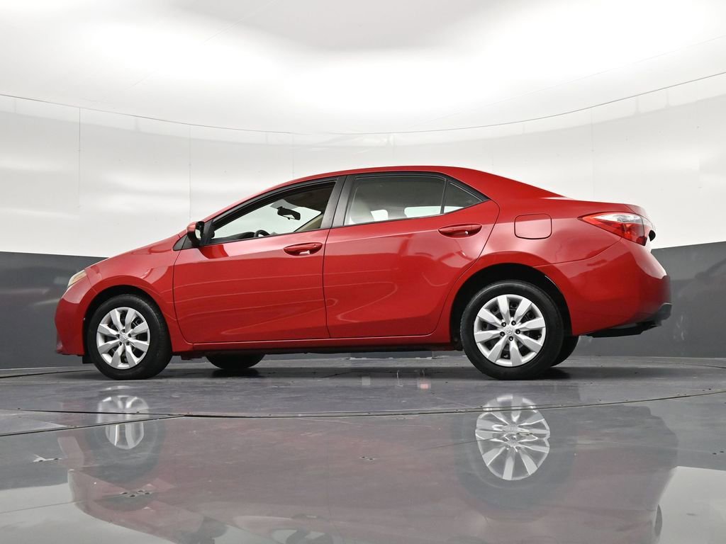 Used 2016 Toyota Corolla LE FWD image 37