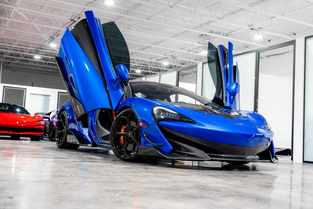 Used 2019 McLaren 600LT RWD image 5