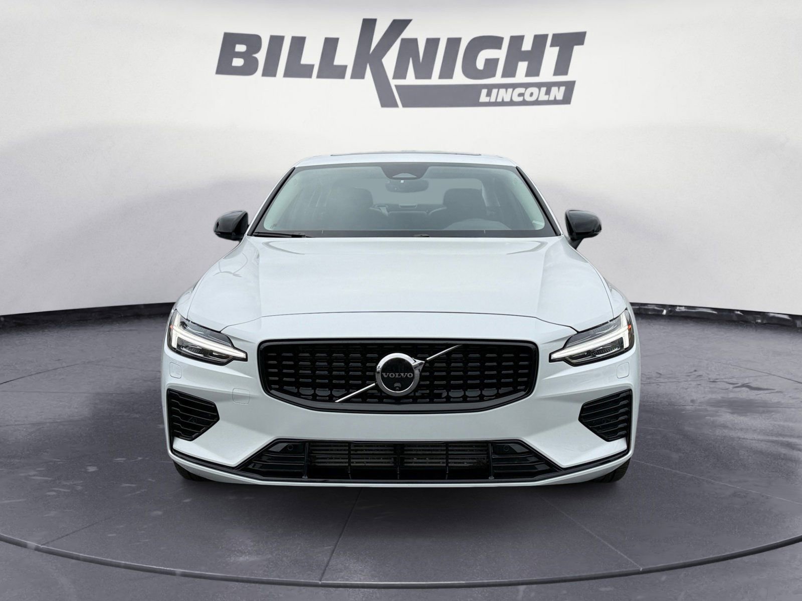 Used 2025 Volvo S60 T8 Plus w/ Climate Package image 8
