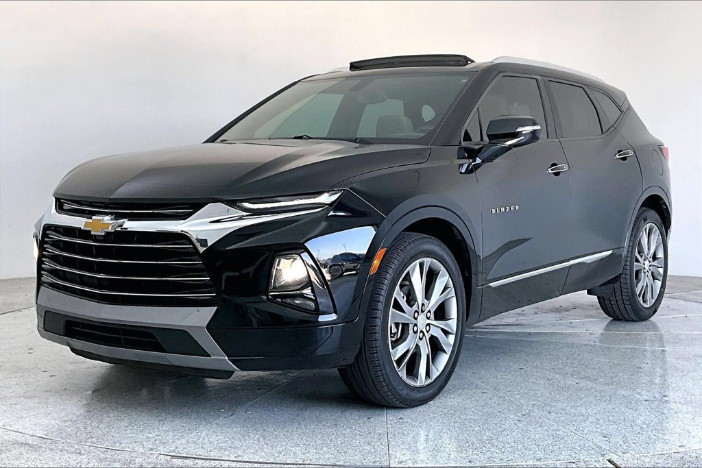 Used 2019 Chevrolet Blazer Premier w/ Sun and Wheels Package FWD image 5
