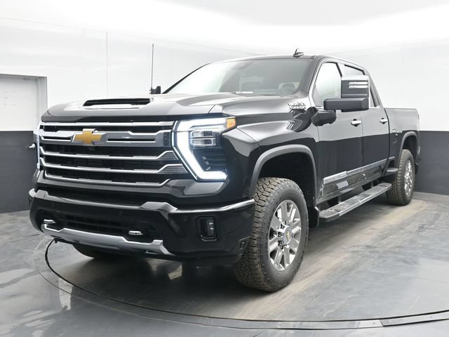 Used 2026 Chevrolet Silverado 2500 High Country w/ Technology Package AWD/4WD image 10