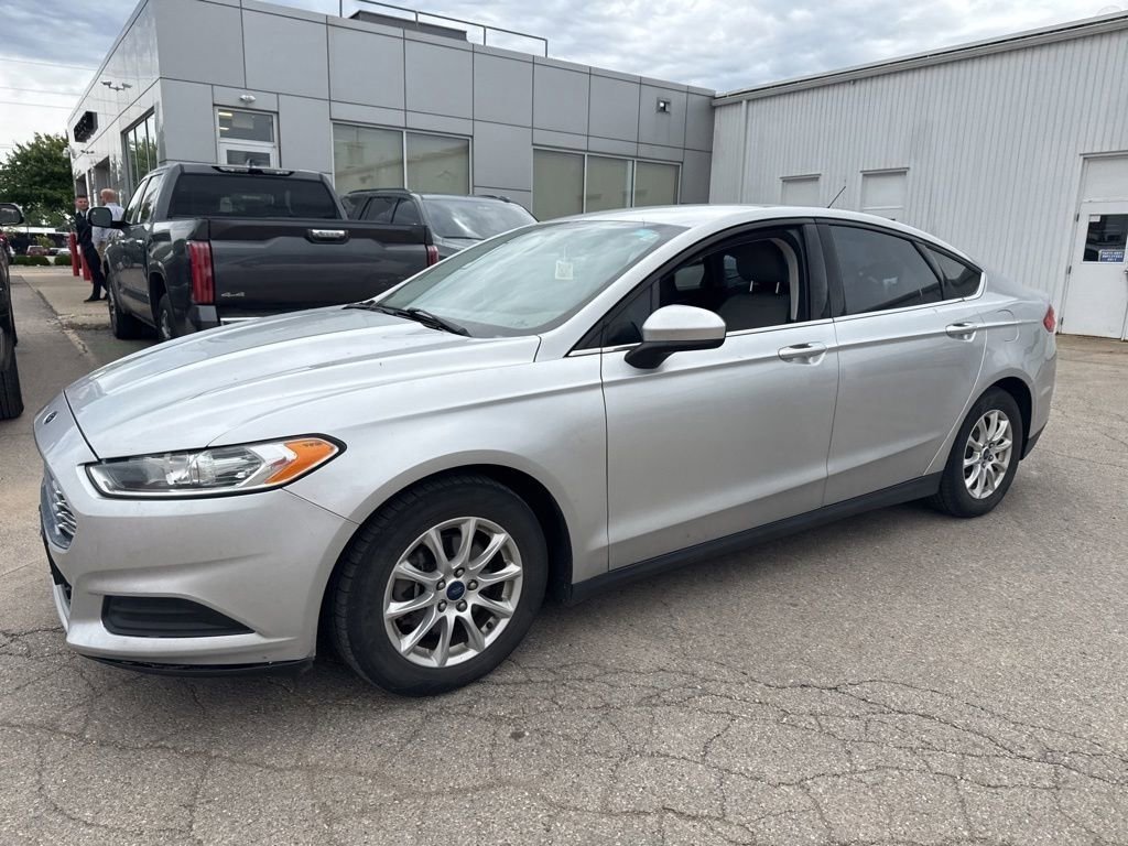 Used 2015 Ford Fusion S FWD image 9
