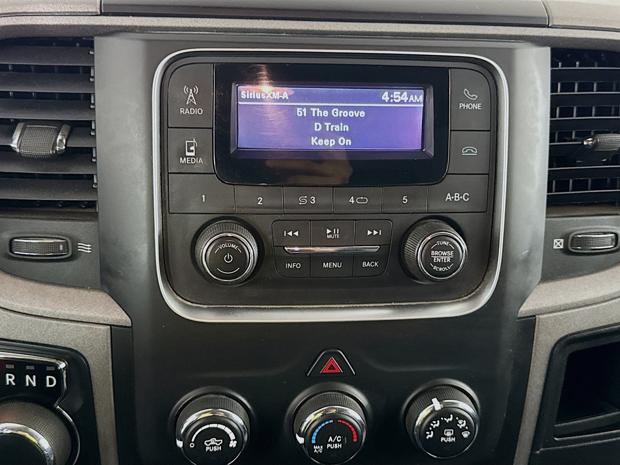 Used 2019 RAM 1500 Express AWD/4WD image 16