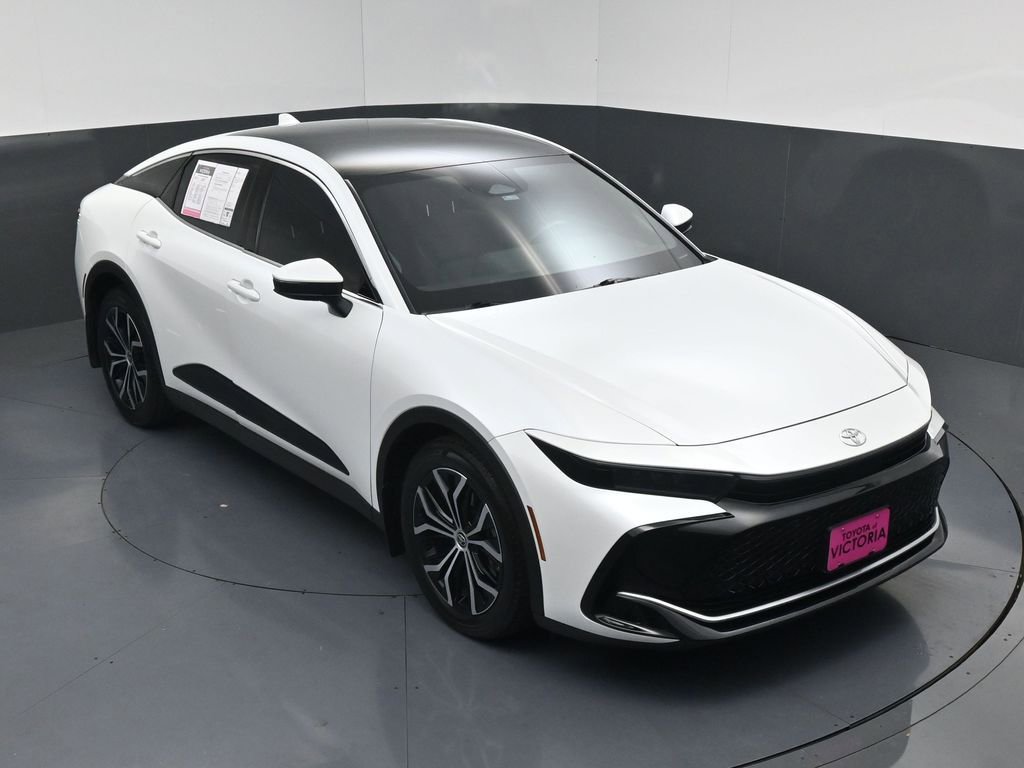 Used 2024 Toyota Crown Limited image 15