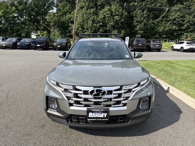 Used 2023 Hyundai Santa Cruz SEL Premium AWD/4WD image 3