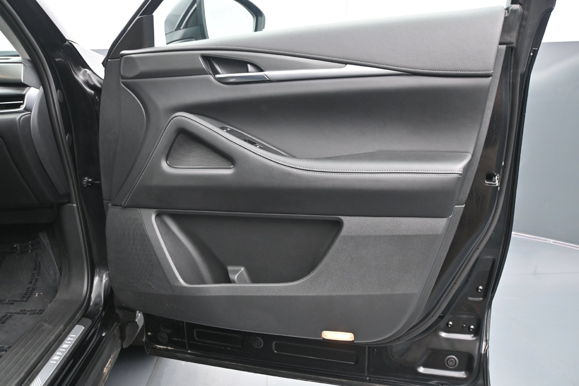 Used 2024 INFINITI QX60 Luxe AWD/4WD image 12