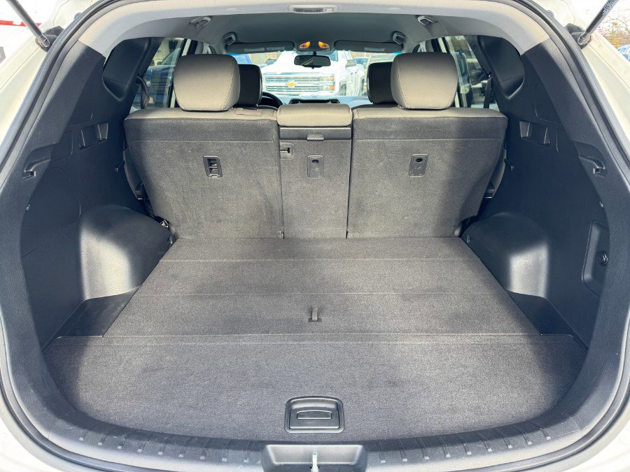 Used 2018 Hyundai Santa Fe Sport w/ 2.4L Value Package 02 image 17