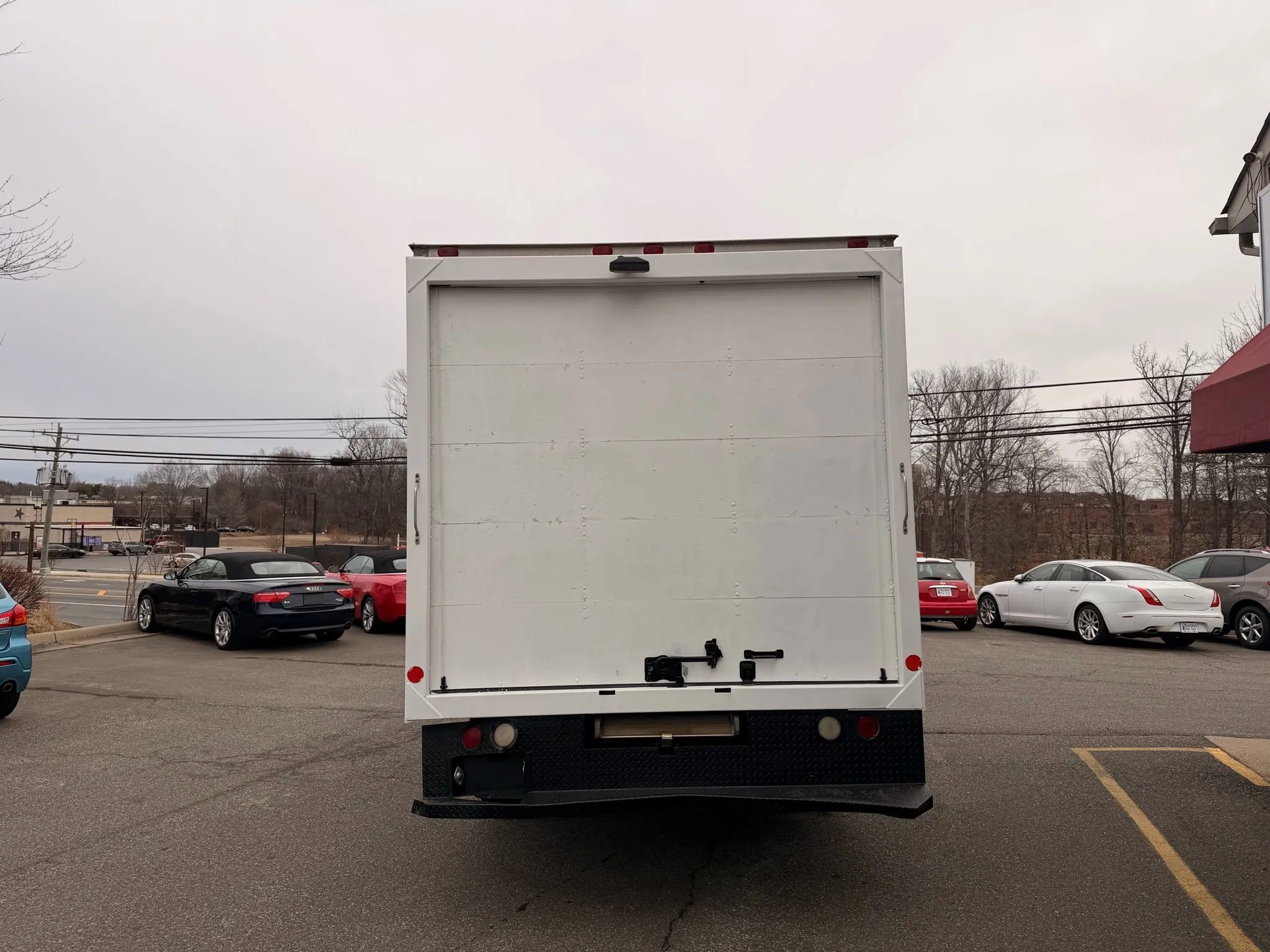 Used 2003 Ford E-350 and Econoline 350 Super Duty image 4