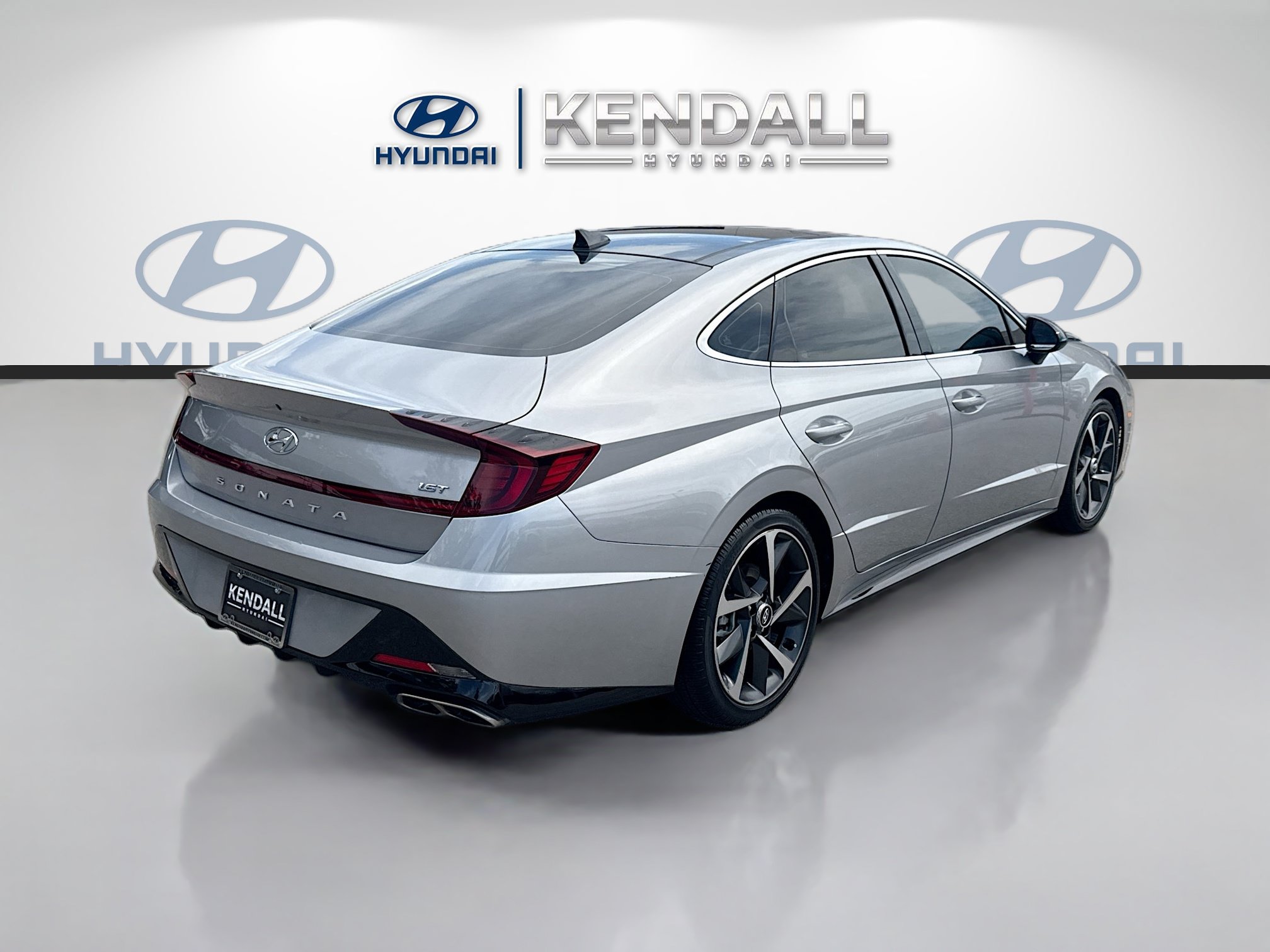 Used 2023 Hyundai Sonata SEL Plus w/ Cargo Package FWD image 6
