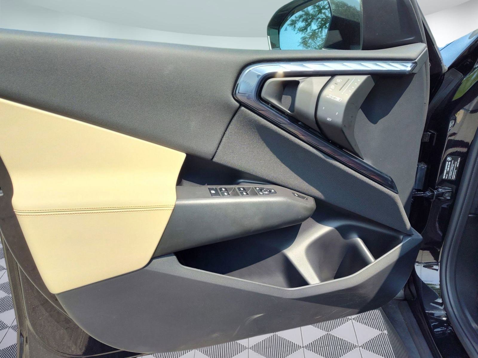 Used 2025 BMW X3 xDrive30i w/ Convenience Package image 26