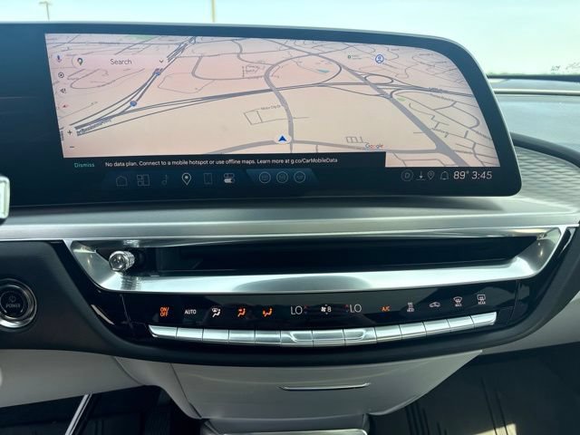Used 2024 Cadillac Lyriq Luxury w/ LPO, Floor Liner Package AWD/4WD image 7