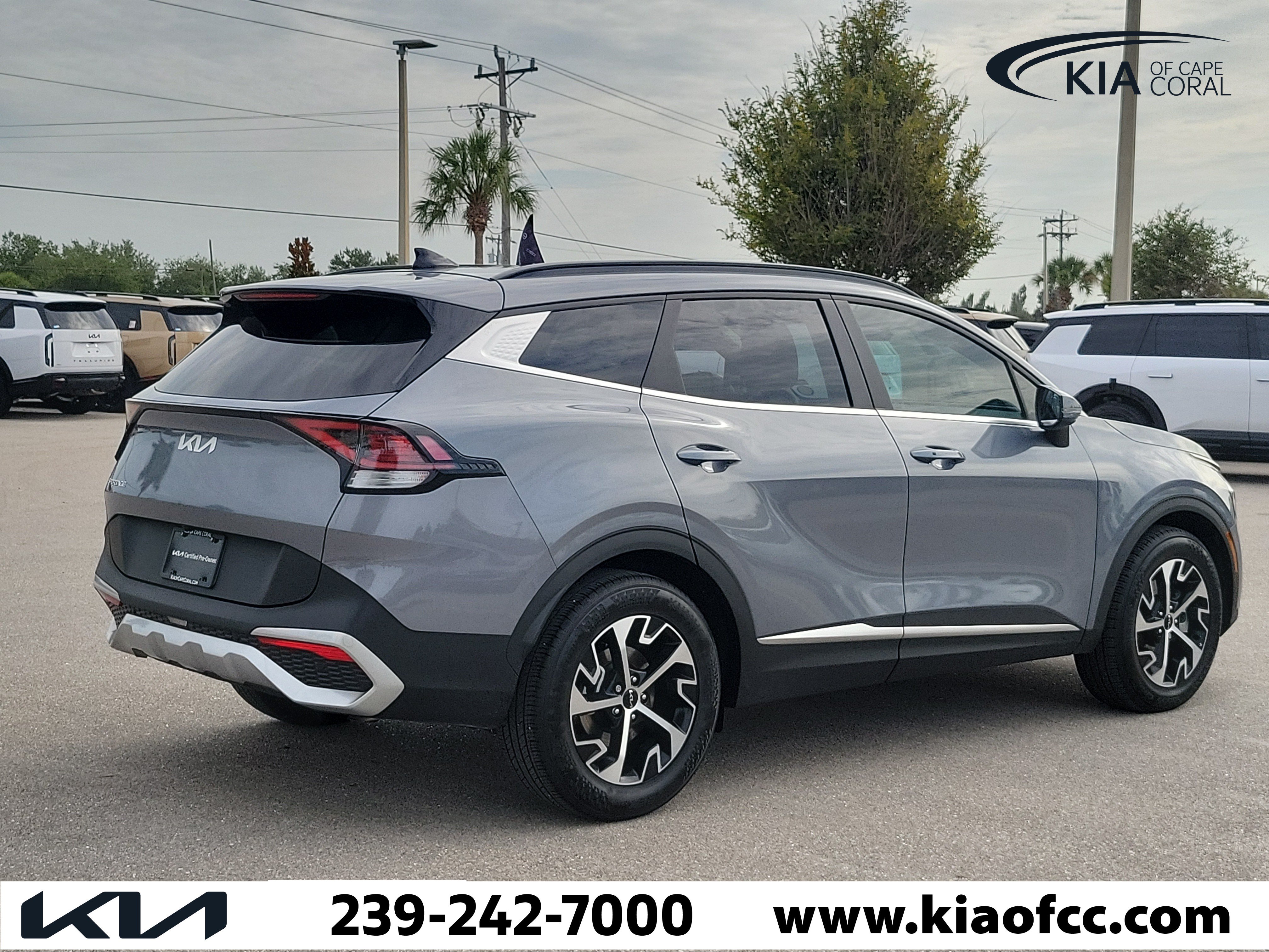 Certified 2025 Kia Sportage EX w/ Premium Package FWD image 6